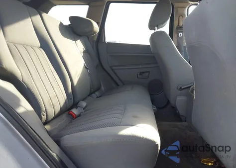 2005 Jeep Grand Cherokee Laredo z USA, uszkodzony, nr VIN 1J4GR48KX5C567771